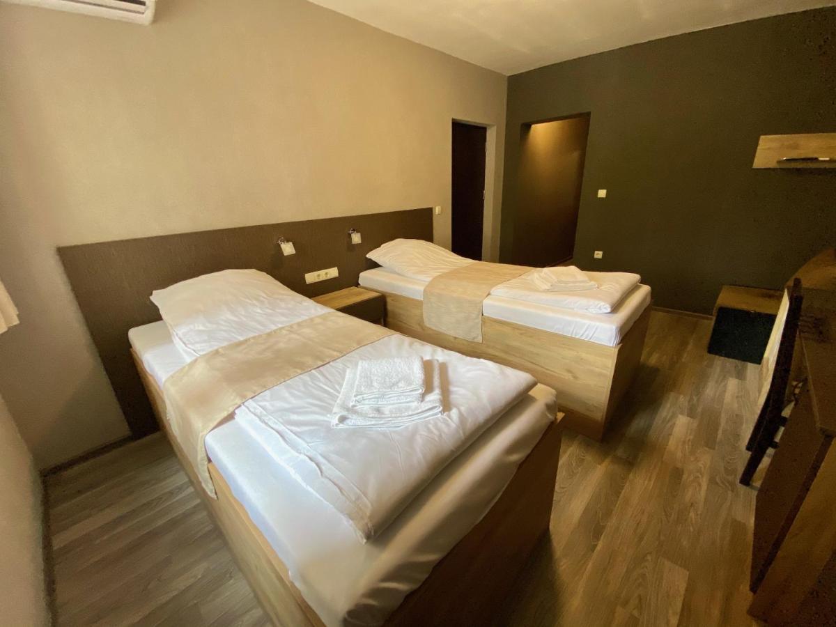Tryavna Lake Hotel & Spa Екстер'єр фото