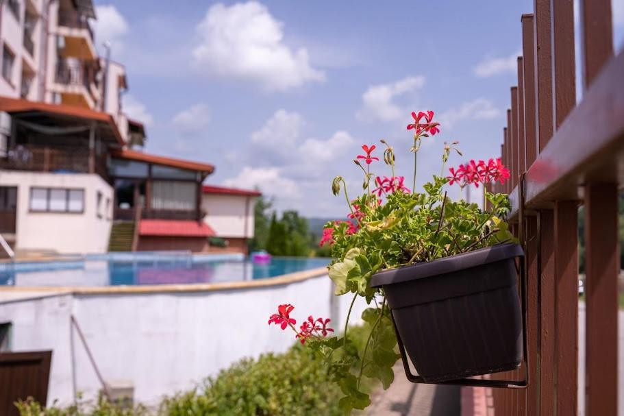 Tryavna Lake Hotel & Spa Екстер'єр фото