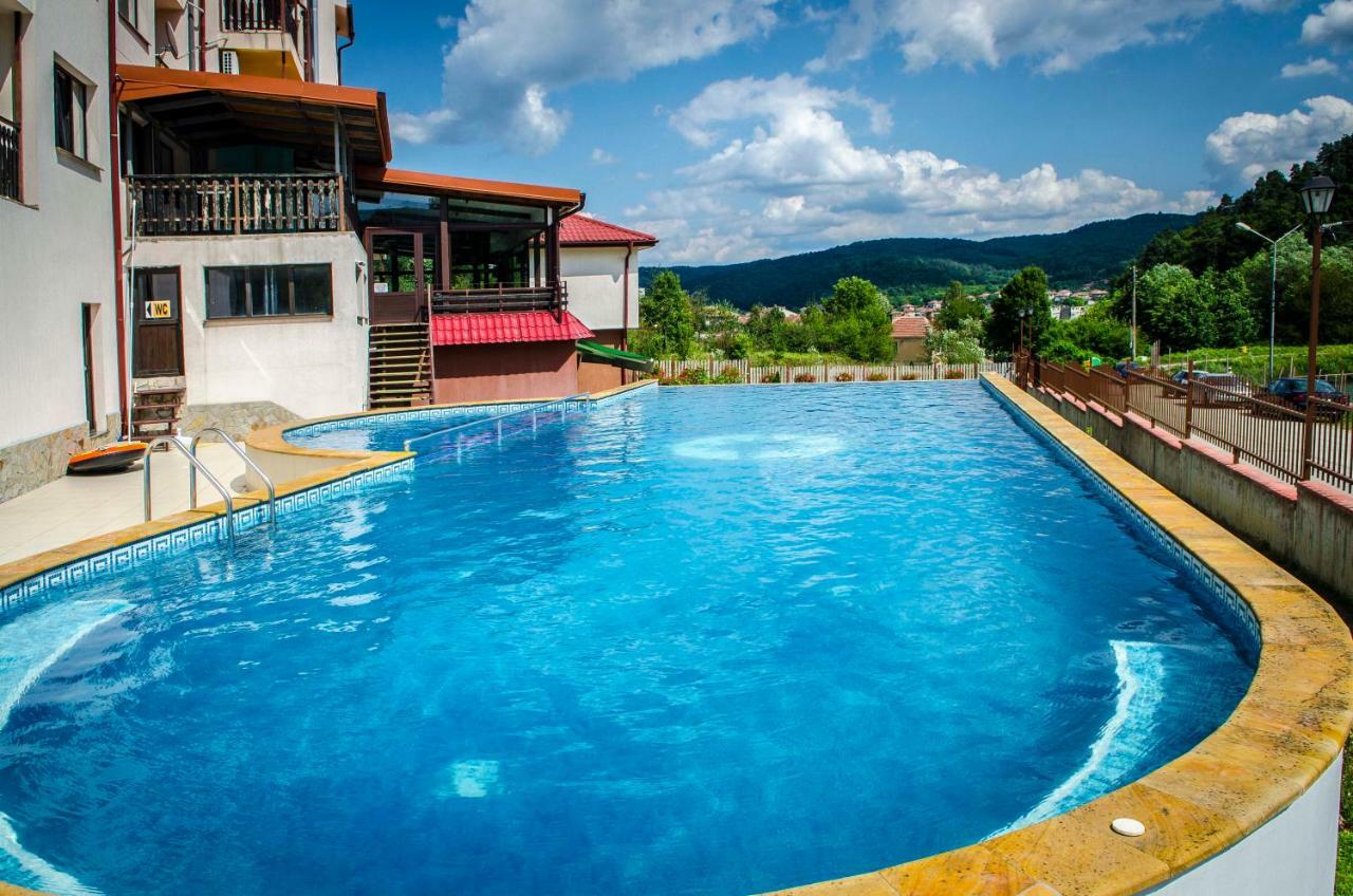 Tryavna Lake Hotel & Spa Екстер'єр фото